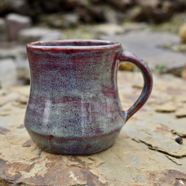 Red and Laurel Mug - Handmade Ceramic Mugs - Cozy Shape