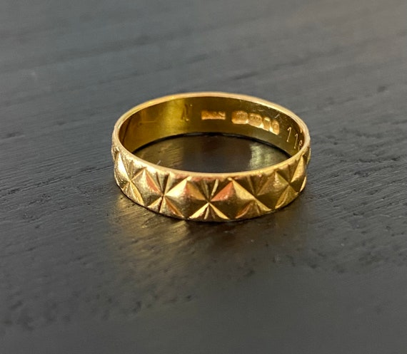 Vintage 22K Gold Textured Band - London 1969 - Si… - image 1