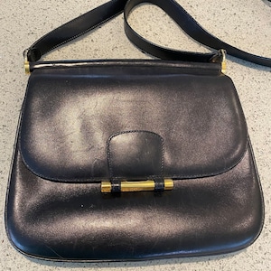 Vintage 1960s Gucci Black Leather Purse