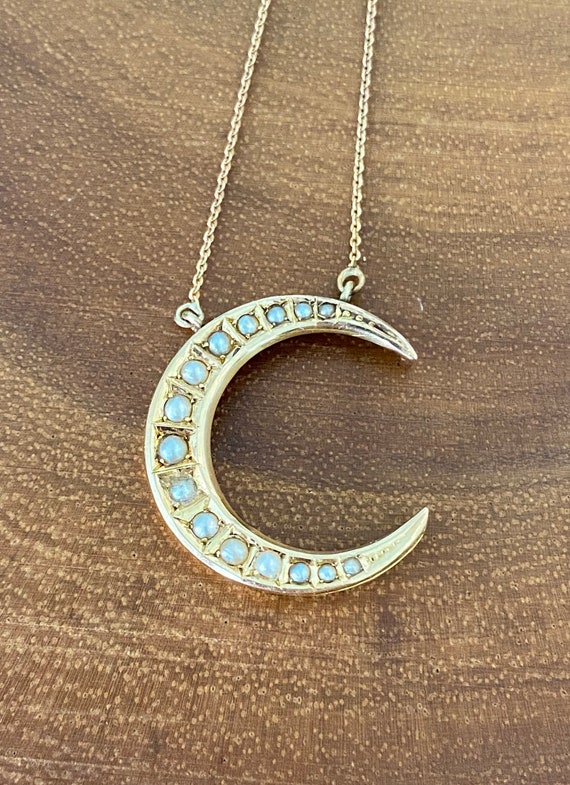 Antique Pearl Crescent Moon Necklace