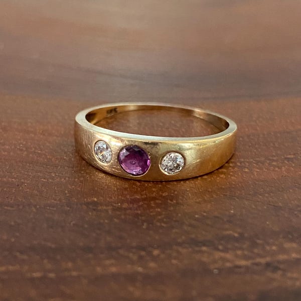 Anello Gypsy vintage in oro 14K con rubini e diamanti