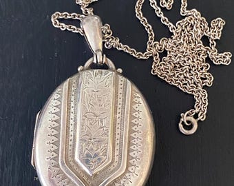 Victoriaans sterlingzilver medaillon met ketting