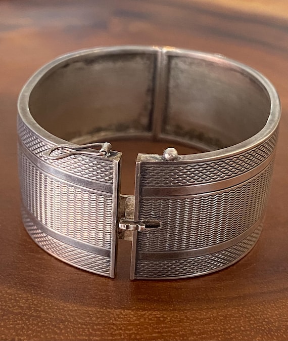 Vintage Silver Engine Turned Bangle Bracelet - image 4