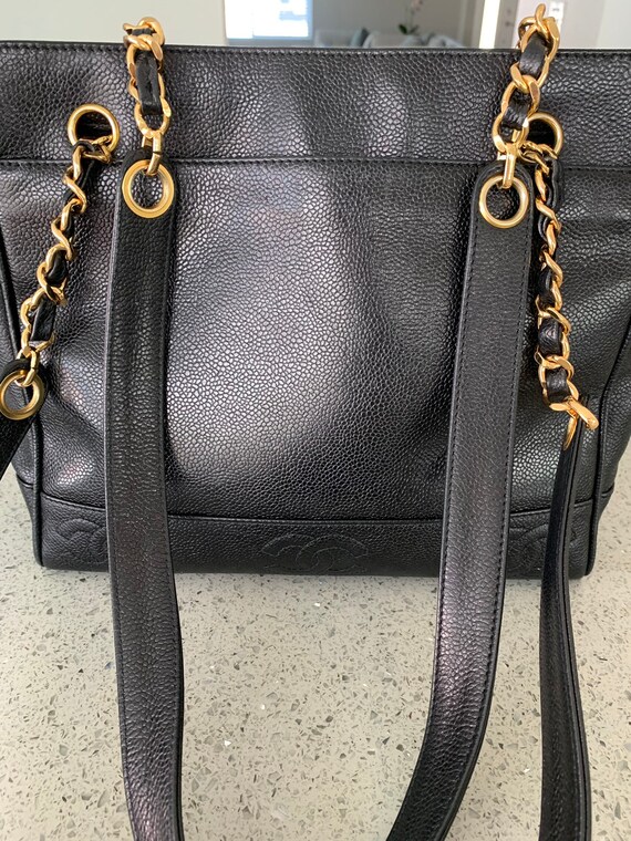 chanel vintage caviar tote
