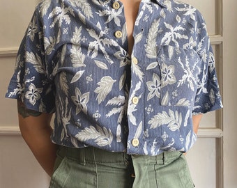 levi's hawaiian shirt womens