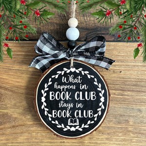 Book Club Ornament – Rustic Wooden Christmas Tree Decoration – Personalized Gift for Readers & Literary Friends – Custom Bookish Keepsake