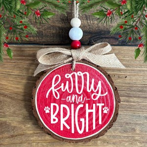 Furry and Bright Pet Ornament – Custom Wooden Christmas Tree Decoration – Personalized Gift for Dog or Cat Lovers – Rustic Holiday Keepsake