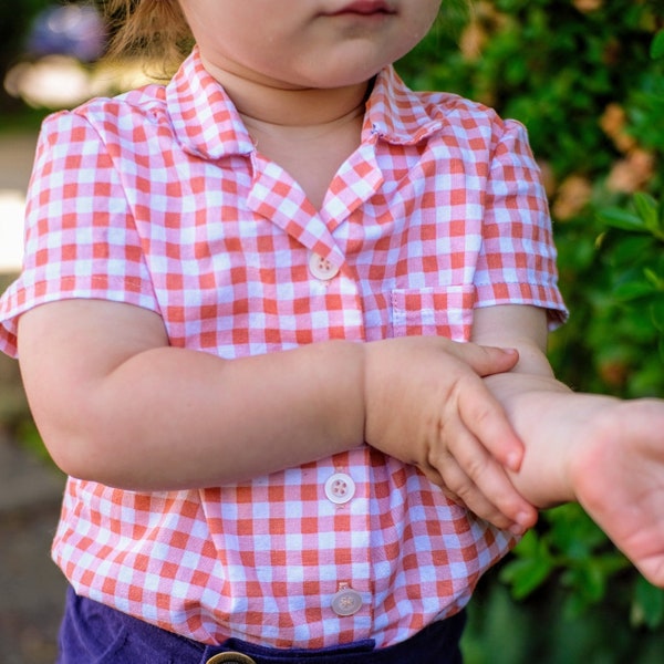 Blusa con botones de cuello de campamento / Patrón PDF para bebés, niños pequeños y niños / Camisa de campamento de verano con botones de manga corta