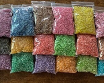 Riz coloré pour bacs sensoriels – 1/3 tasse dans chaque sac