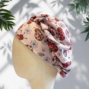 Ladybug Print Scrub Cap, Soft Headband Style, Bouffant Hat