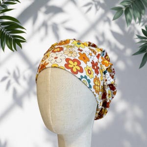 Boho Floral Scrub Cap Butterweich dehnbar, Scrub Cap im Stirnband Stil