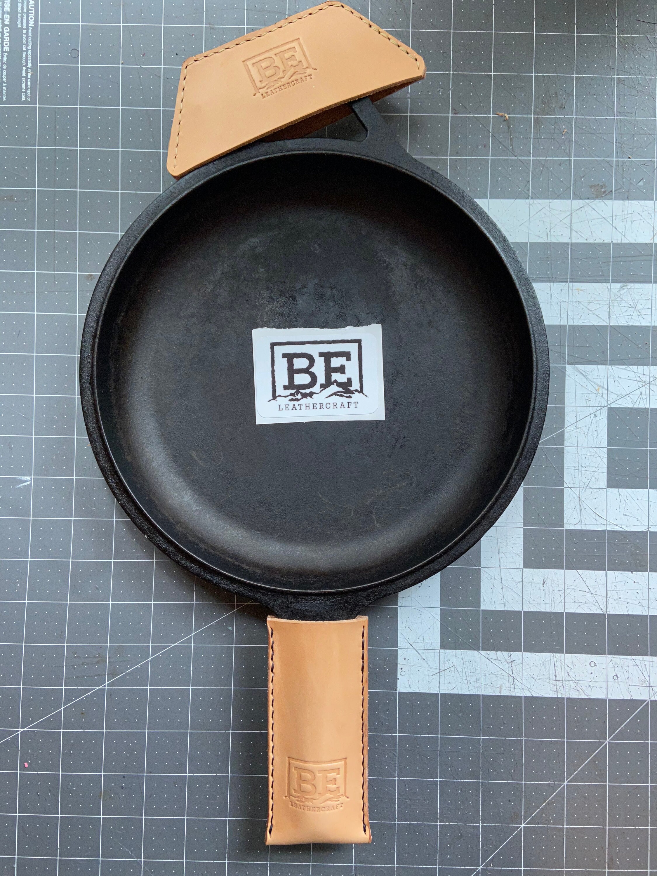 Cubierta de mango de hierro fundido | Etsy