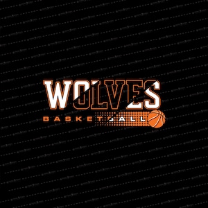 Könnte beinhalten: Ein schwarz-weißes Grafikdesign mit dem Wort "WOLVES" in fetten weißen Buchstaben mit schwarzem Umriss. Das Wort "BASKETBALL" befindet sich unter dem Wort "WOLVES" in kleineren weißen Buchstaben mit schwarzem Umriss. Ein Basketball befindet sich rechts neben dem Wort "BASKETBALL".