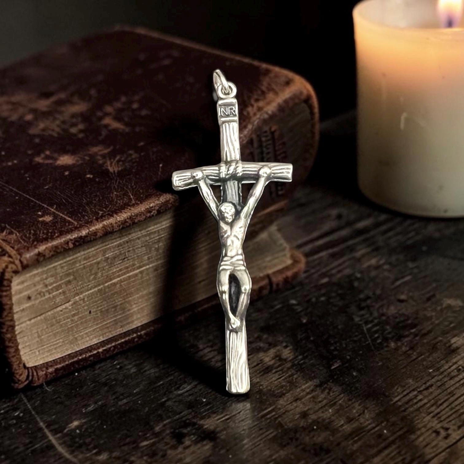 ST.POPE JOHN & TINY CROSS JustinDavis