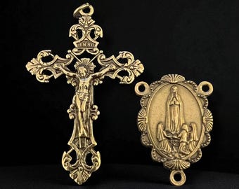 Set di medaglie del rosario in bronzo: centro Fatima, crocifisso con giglio - Prodotto in Italia