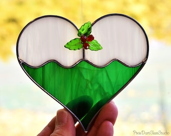 Stained Glass Christmas Heart Suncatcher: Holiday Ornament Decor