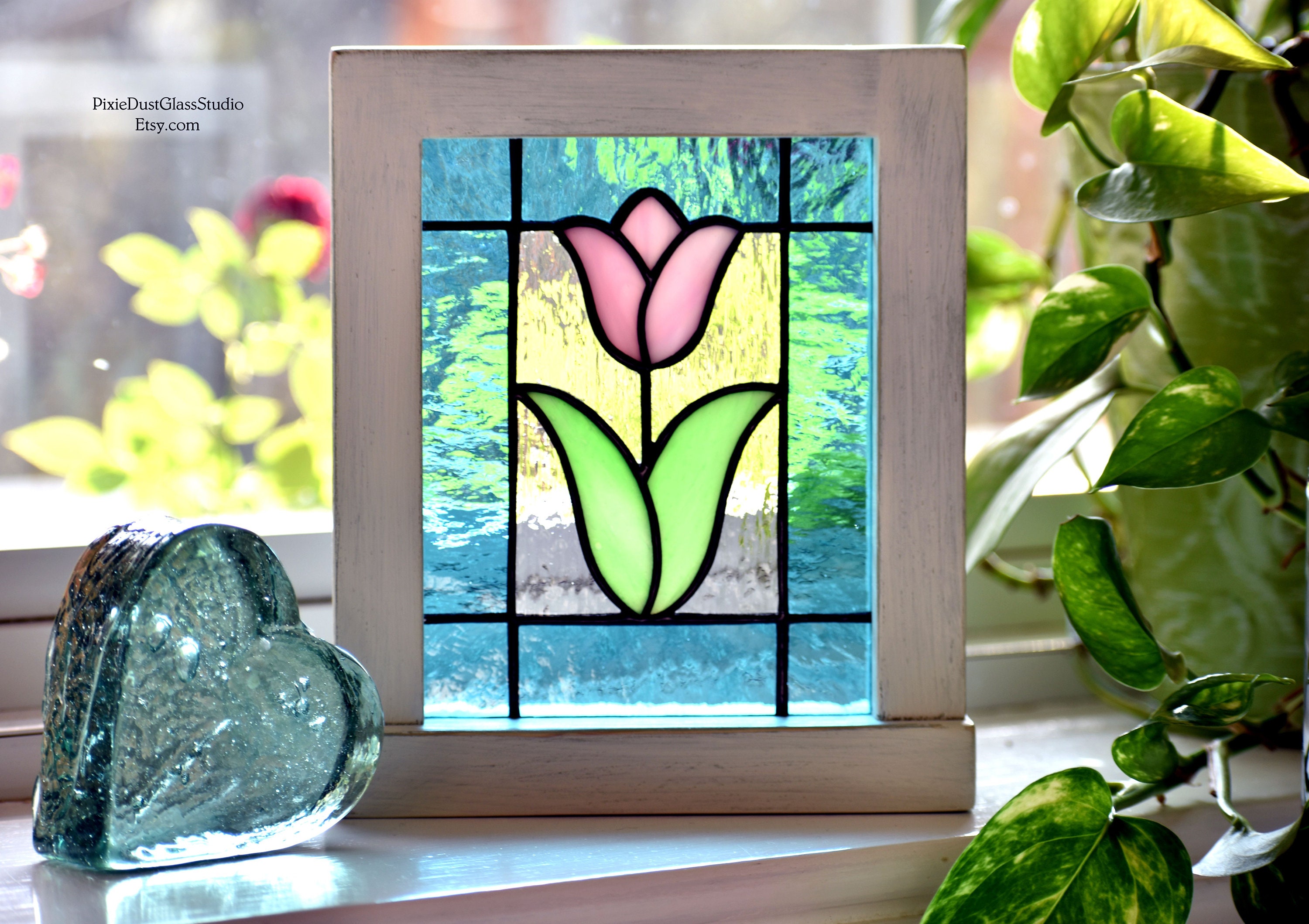 Stained Glass Tulip Mini Panel, Windowsill Sitter, Table Accent, Freestanding Distressed Frame, Stained glass suncatcher