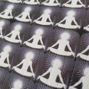 Impresión artística del papel secante del tercer ojo de la meditación iluminada