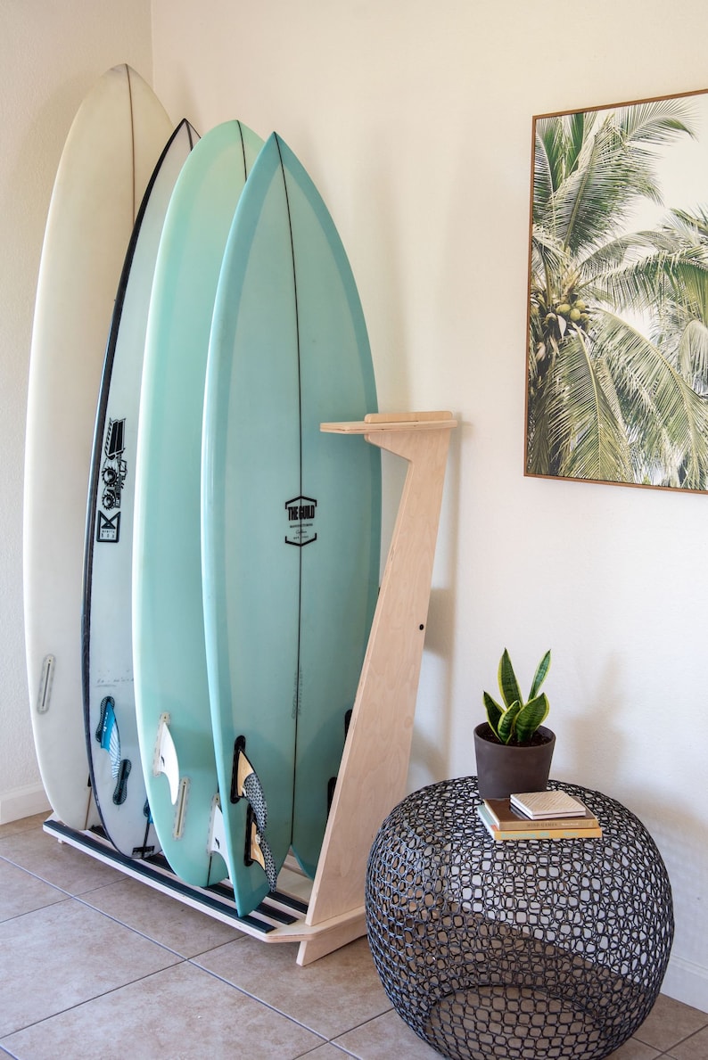Espositore e portaoggetti indipendente per tavole da surf PACIFICA immagine 1
