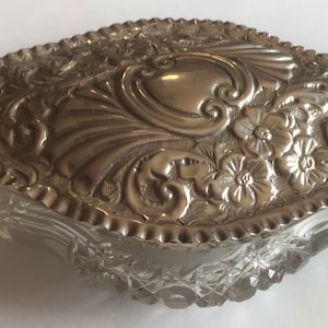 Ornate Edwardian English sterling silver Trinket Box