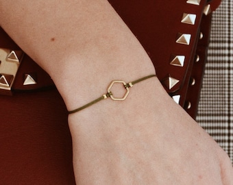 Minimalistic Honeycomb Bracelet