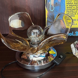 Vintage 1970 Murano Glass Table Lamp – Amber Four-Leaf Clover Design