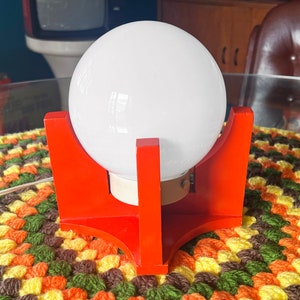Vintage 70s Space Age Orange Table Lamp – Opaline Glass Globe, Wooden Base, Retro Desk Lamp, E14, 16x16x19 cm