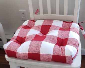 16" x 16" Tufted chair pad, bar stool cushion, buffalo plaid seat cushion, red and white