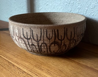 Stunning Mid Century Rare Ed Traynor Studio Pottery Bowl