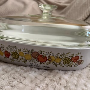 Vintage Corning Ware A-10-B Le Romarin Pyrex A12C Lid Spice of Life 1972 10x10x2