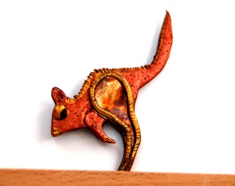 KANGOEROE BROCHE - koper broche, dierlijke broche, polymeer klei broche, Australische sieraden, Australisch dier, Australische winkel, Australische verkoper