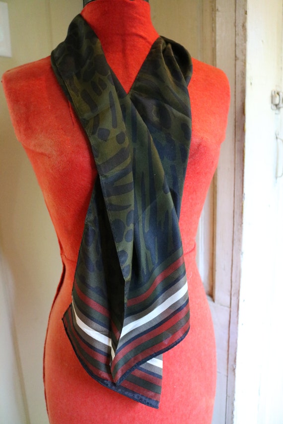 Vintage ECHO scarf 100% Silk New! Jungle nature p… - image 6