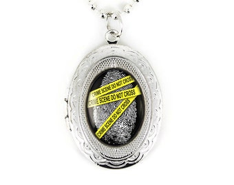 Silver CSI Crime Scene Forensic Fingerprint Glass Keepsake Locket Necklace 146-SLN + 24&quot; Inch Chain
