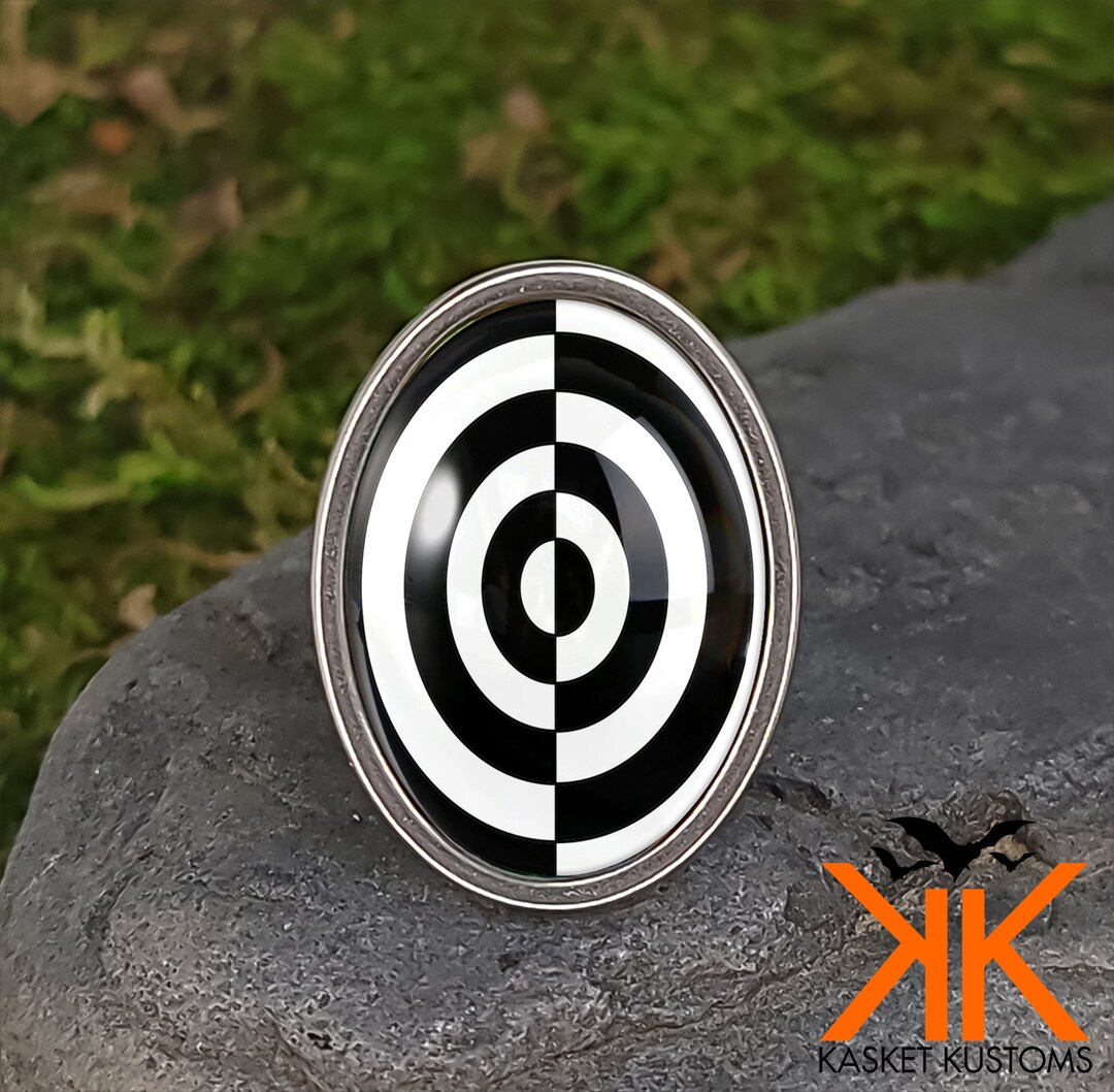 Abstract Ring - Bullseye Hypnotic Optical Illusion Handmade
