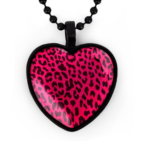 [韓国人気ジュエリー] nff fluffy heart necklace-black Black Crystal Heart Leather Necklace - Simple Graces Jewelry