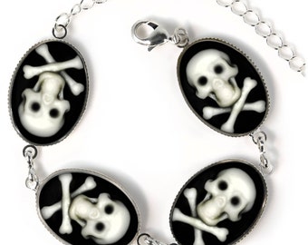 Sterling Siver Jolly Roger Skull & Crossbones Collection Cameo Charm Bracelet SOCB-1