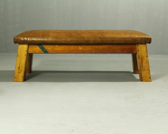 Leren gymbank, jaren 1950 II