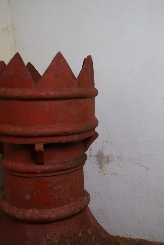 Reclaimed Victorian Crown Top Chimney Pot