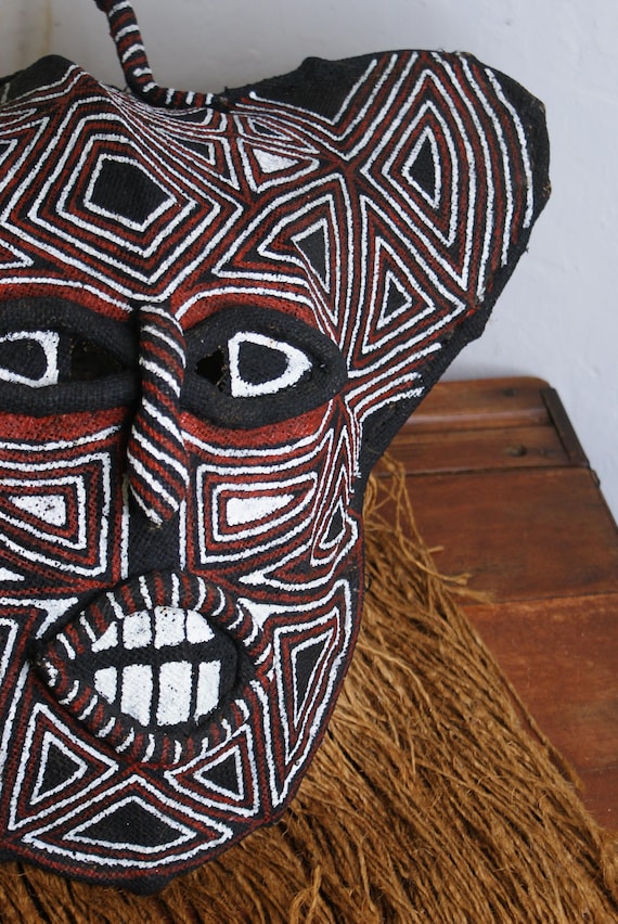Vintage African Makishi Chokwe Mask