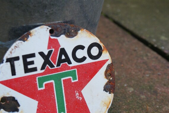 Small Enamel 'Texaco' Sign