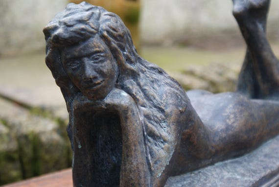 Art Deco Bronze Figure Of A Nude Woman