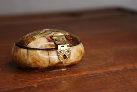 Antique Middle Eastern Camel Bone Trinket Box