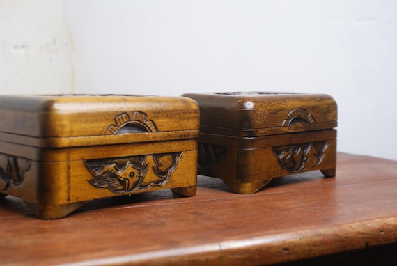 A Pair of Small Japanese Folk Art Trinket Boxes