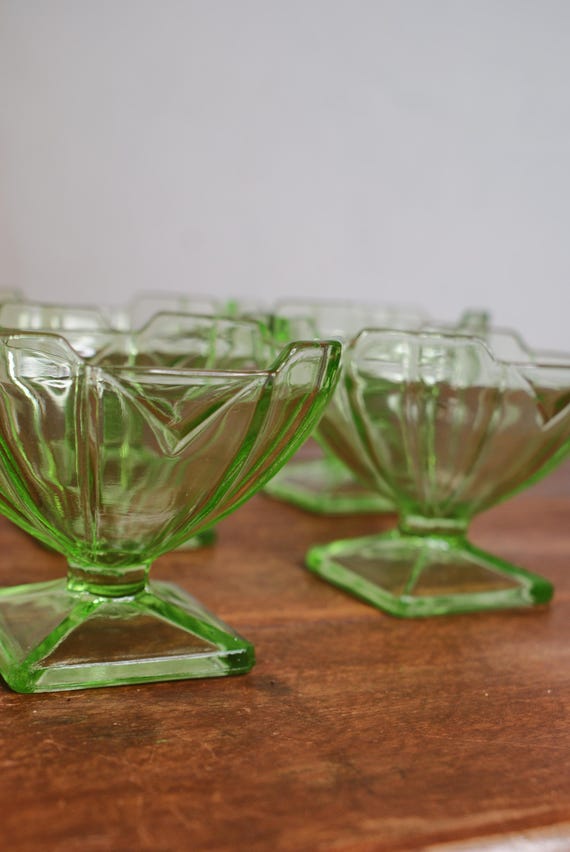 Art Deco Uranium Glass Dessert Bowls By Sowerby, Set of 4