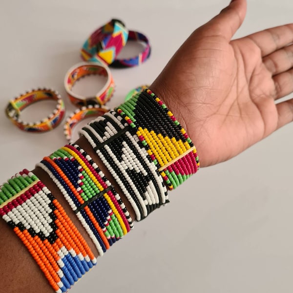 Maasai beaded bracelet set , colorful maasai bangles , African maasai bracelets, wholesale maasai bracelets, set of 10 bracelets.