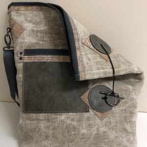 Cross-body Tote Made of Waxed Linen, Cork and Leather Trim