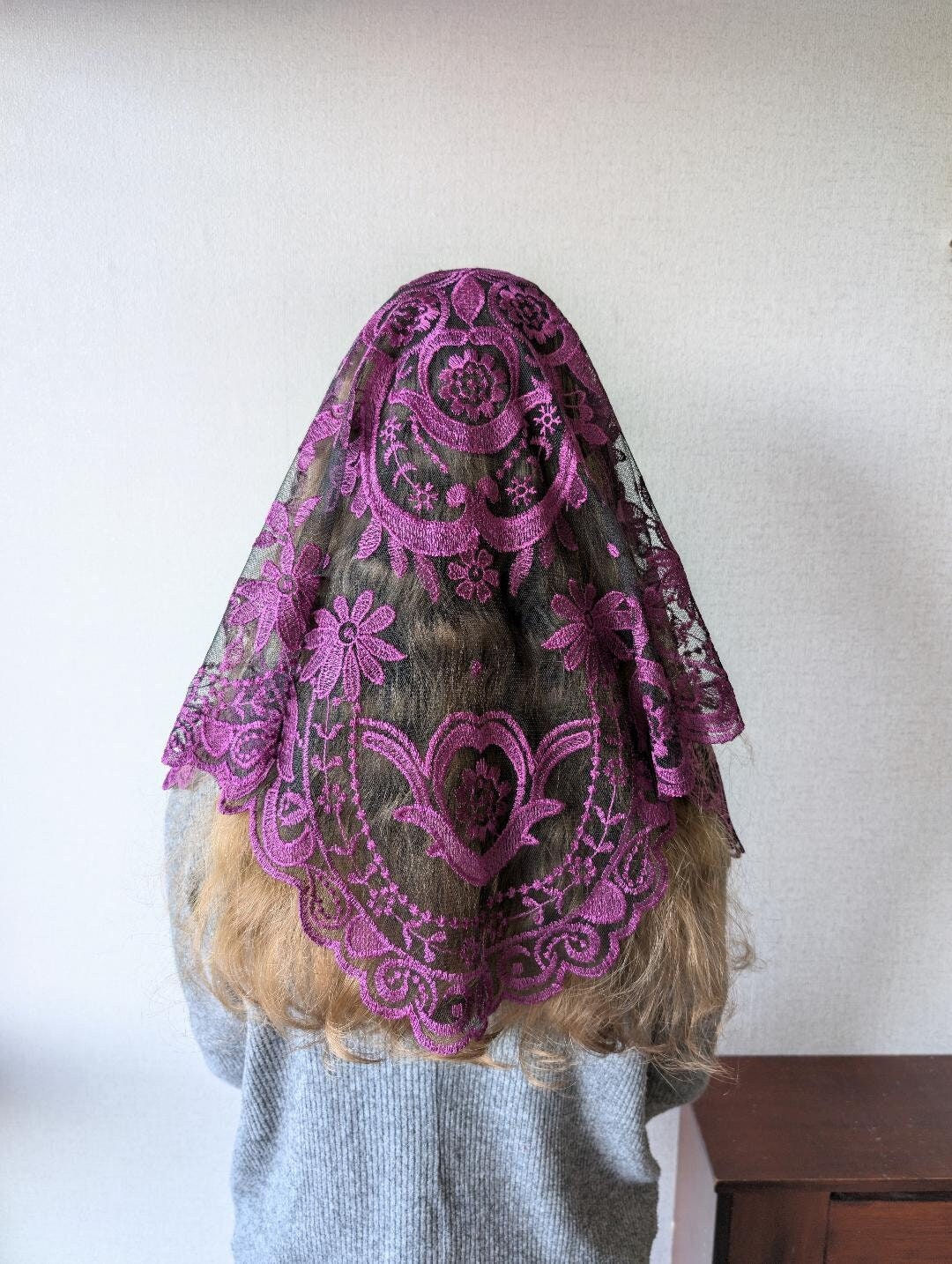 Mantilla Lace Headcover