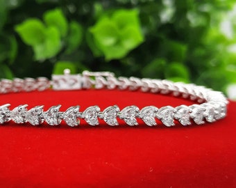 49 Herzförmiges F VVS Natürliche weiße Diamanten 18K Weißgold Tennis Armband 16,5"| Edler Schmuck| Diamant Schmuck| Diamant Armband| Diamant Herz