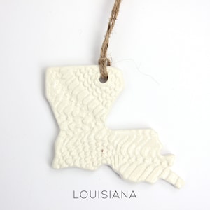 Handgefertigte Louisiana State Ornament: Spitze Abdruck Keramik