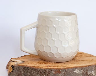 Ceramic Hand-Painted 12oz Beehive Mug